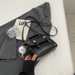 EleganceEase Crossbody Chic Bag