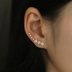 Elegant Fashion Single Row Flower And Star Stud Earrings