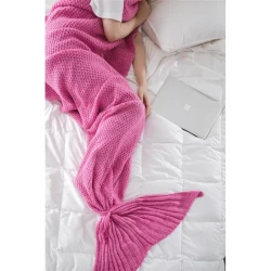 Dreamy Mermaid Cozy Tail Blanket