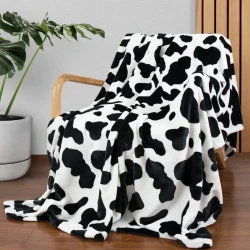 Cozy Cow Print Fleece Blanket