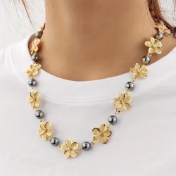 Elegant Hawaiian Plumeria Pearl & Shell Jewelry Set