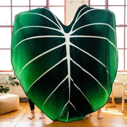 Fleece Cozy Leaf Blanket