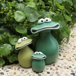 Charming Frog Garden Statue - Whimsical Resin Decor For Outdoor, Patio & Lawn - Perfect Mother'S Day Gift Frog Garden Decor Frog Outdoor Decor